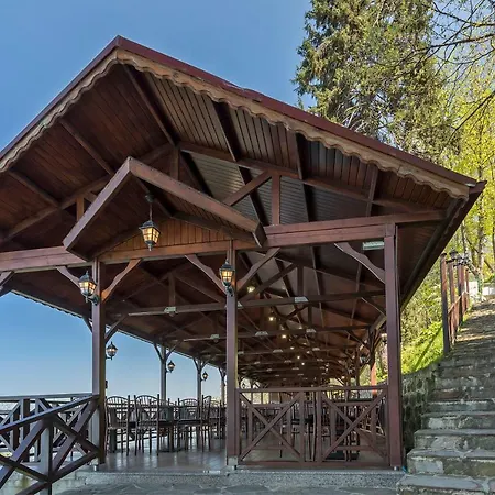 Hancioglu Orman Evleri & ホテル 4*